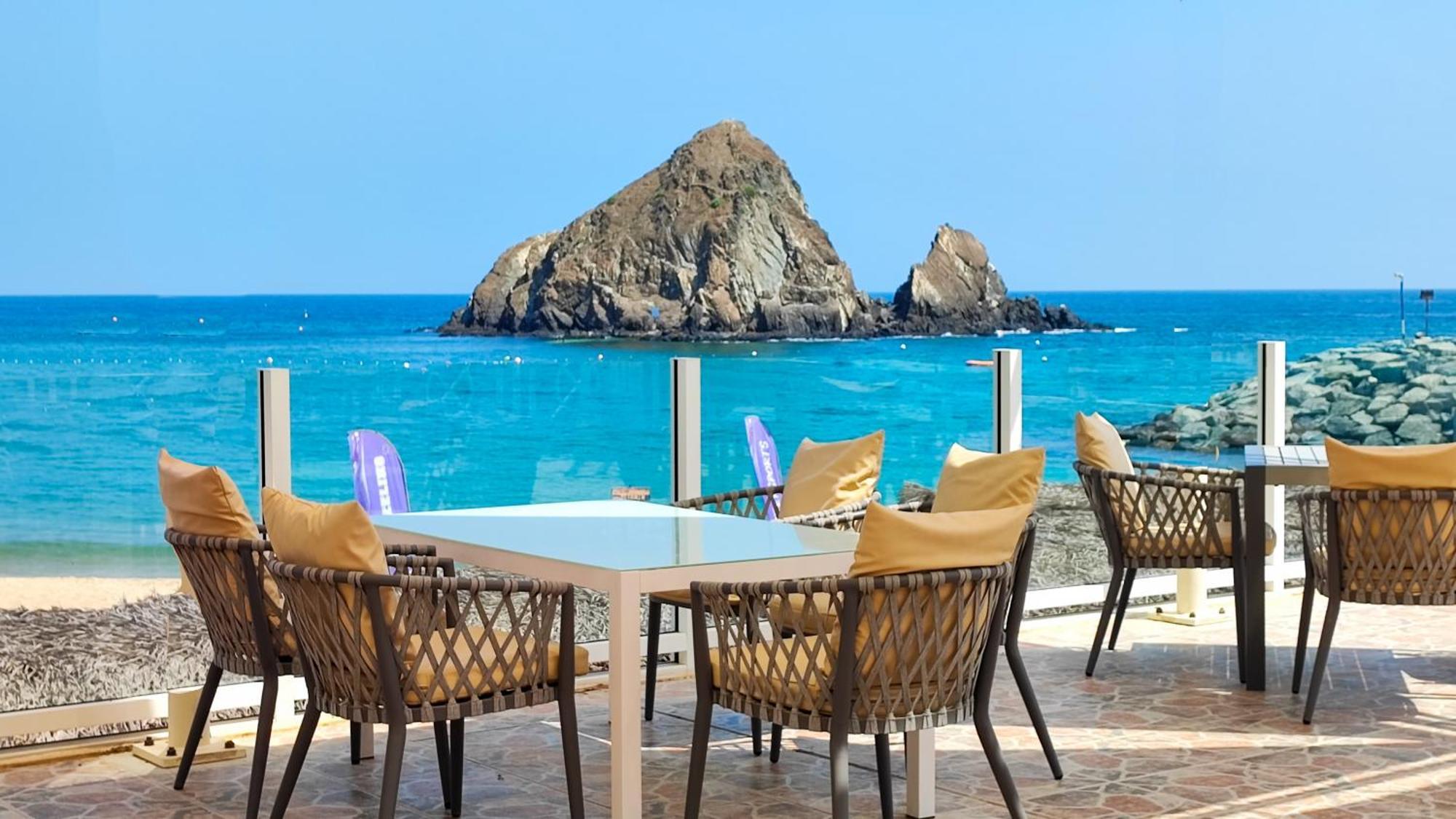 Sandy Beach Hotel&Resort Al Aqah Exterior foto